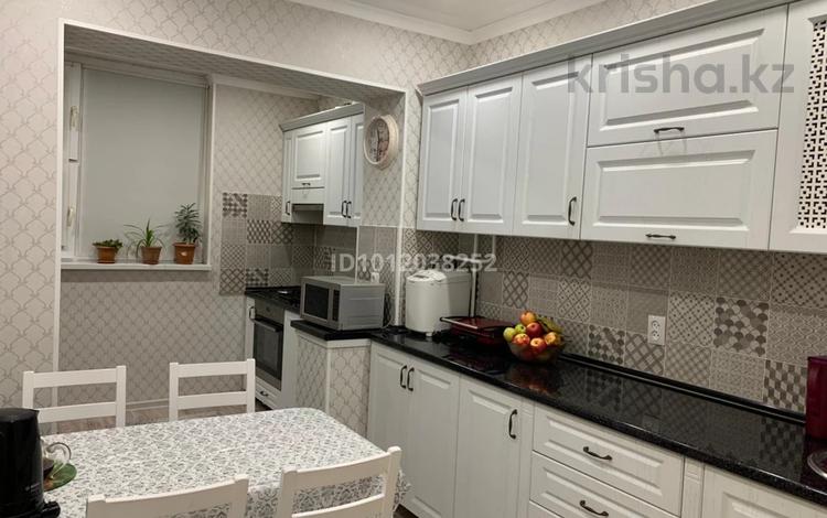 3-комнатная квартира · 74 м² · 5/5 этаж, 29-й мкр. 7 за 19 млн ₸ в Актау, 18-й мкр  — фото 2