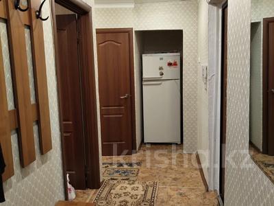 2-комнатная квартира, 46 м², 3/5 этаж, 15 мкр 16 за 10 млн 〒 в Караганде, Алихана Бокейханова р-н