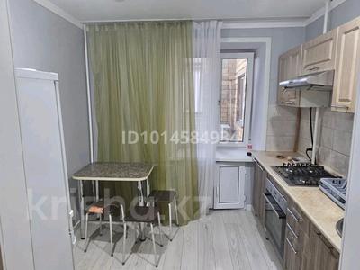 3-бөлмелі пәтер · 62 м² · 4/5 қабат, Михайловка ш/а. 42 — Крылова райен Магазин Школьник, бағасы: 250 000 ₸ в Караганде, Казыбек би р-н