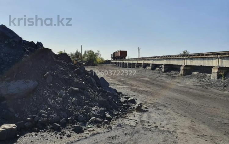 Промбаза 300 соток, Промышленная 723 за 120 млн 〒 в Павлодаре — фото 6