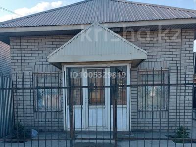 Еркін, дүкендер мен бутиктер, қоймалар · 50 м², бағасы: 200 000 ₸ в Семее