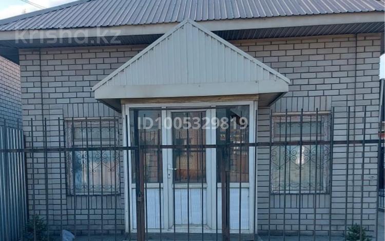 Свободное назначение, магазины и бутики, склады · 50 м² за 200 000 ₸ в Семее — фото 2