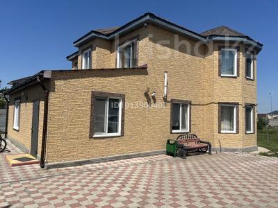 Жеке үй · 5 бөлме · 200 м² · 10 жүзд., мкр Уркер, Байгозы батыр 20, бағасы: 76.5 млн ₸ в Астане, Нура р-н