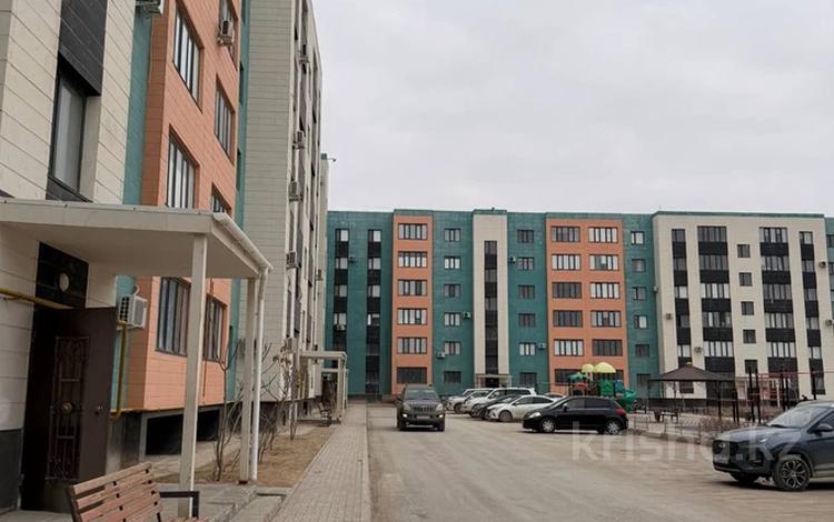 2-бөлмелі пәтер · 76 м² · 3/6 қабат, 39-ш/а. 12, бағасы: 15.9 млн ₸ в Актау, 39-й мкр — фото 2
