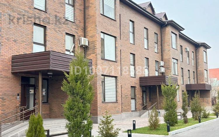 5-комнатная квартира · 172.6 м² · 3/3 этаж, Бейбитшилик 4 за 53.9 млн 〒 в Таразе — фото 2