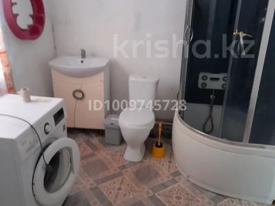 Жеке үй · 4 бөлме · 60 м² · 5 жүзд., 1 ш/а, Индустриальная 20, бағасы: 25 млн ₸ в Актобе, мкр 5