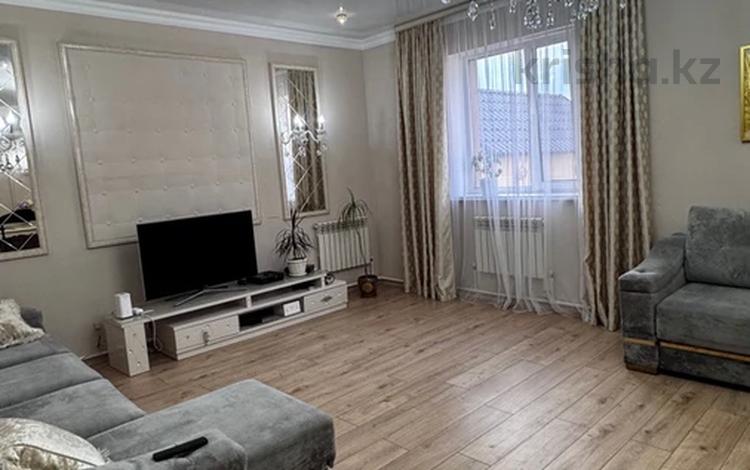 Отдельный дом · 4 комнаты · 218 м² · 5 сот., Крепостная 80 за 75 млн 〒 в Петропавловске — фото 2