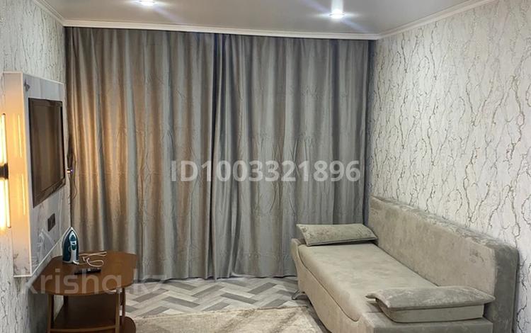 1-комнатная квартира · 35 м² · 2/5 этаж, Майкудук, 12-шағынаудан 45 за 2 500 ₸ в Караганде, Алихана Бокейханова р-н — фото 2