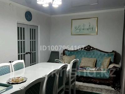 Отдельный дом · 3 комнаты · 75 м² · 10 сот., Западный 20 — Кунаева джангельдина за 30 млн ₸ в Актобе, мкр. Курмыш