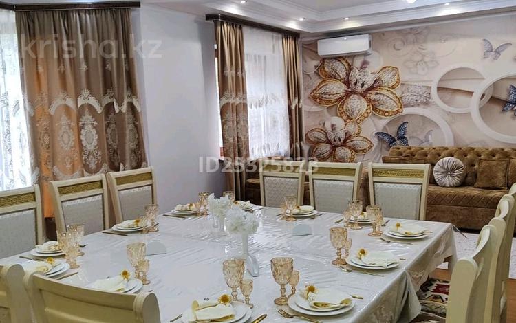 Жеке үй · 8 бөлме · 450 м², Мкр Кок-тобе 1 д.133, бағасы: 120 000 〒 в Алматы — фото 162