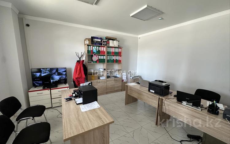 Офисы, кабинеты и рабочие места · 20 м² за 60 000 ₸ в  — фото 2
