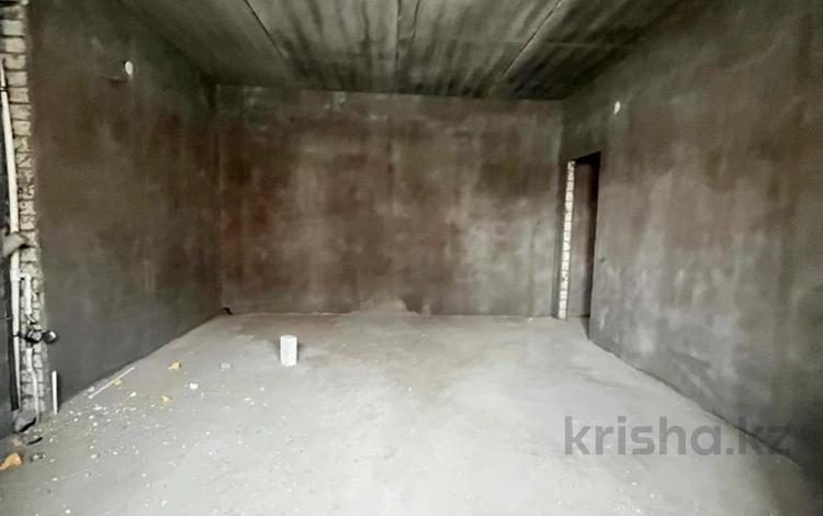 3-комнатная квартира · 150 м² · 3/5 этаж, мкр. Алтын орда за 44 млн ₸ в Актобе — фото 8