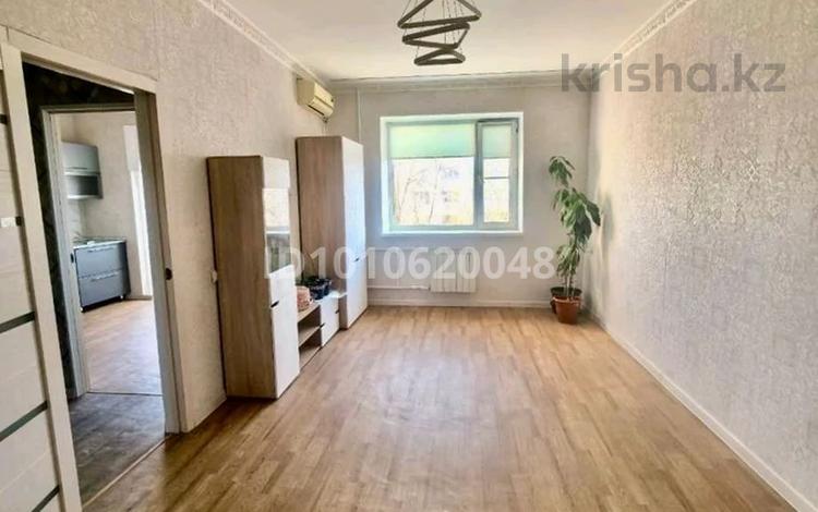 1-бөлмелі пәтер · 42.6 м² · 4/6 қабат, Авиагородок 15А — магазина Анвар, бағасы: 14.3 млн ₸ в Актобе, мкр Авиагородок — фото 2