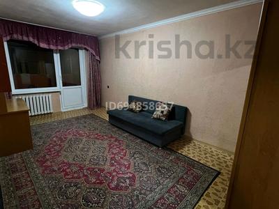 Аренда квартир в Алматы: 3-комнатная квартира · 62 м² · 5/5 этаж, Карасай батыра 180 — Жарокова за 299 000 〒 3-комнатная квартира · 62 м² · 5/5 этаж, Карасай батыра 180 — Жарокова за 299 000 〒 в Алматы