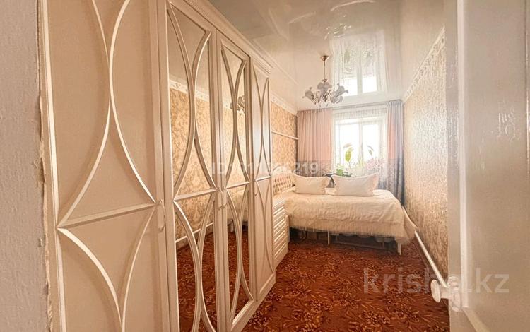 3-комнатная квартира · 73.7 м² · 1/2 этаж, Цветочная ул. 1В за 15 млн ₸ в Семее, Красный Кордон — фото 2