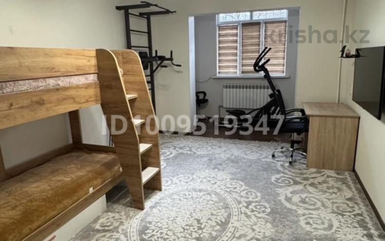 4-комнатная квартира · 100 м² · 1/5 этаж, мкр Верхний Отырар 51 — Рысқұлов-Байтереков за 280 000 ₸ в Шымкенте, Туран р-н — фото 2