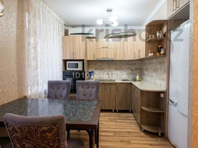 2-комнатная квартира · 50 м² · 4/5 этаж, Кабанбай батыр 105а — Центр города, центральный рынок за 190 000 ₸ в Усть-Каменогорске