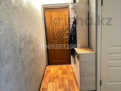 2-бөлмелі пәтер · 52 м² · 2/5 қабат, 16-й микрорайон, 16-й микрорайон 9, бағасы: 25 млн ₸ в Шымкенте, Аль-Фарабийский р-н