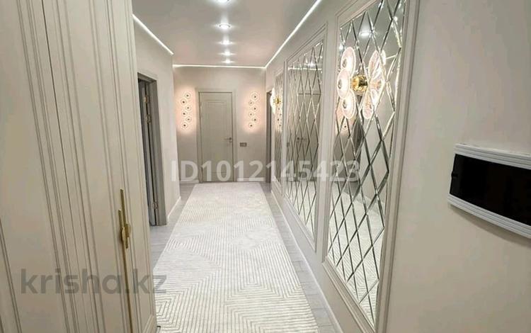 2-бөлмелі пәтер · 70 м² · 6/13 қабат, Мақсұт Нәрікбаев көшесі 6, бағасы: 52 млн ₸ в Астане, Есильский р-н — фото 2