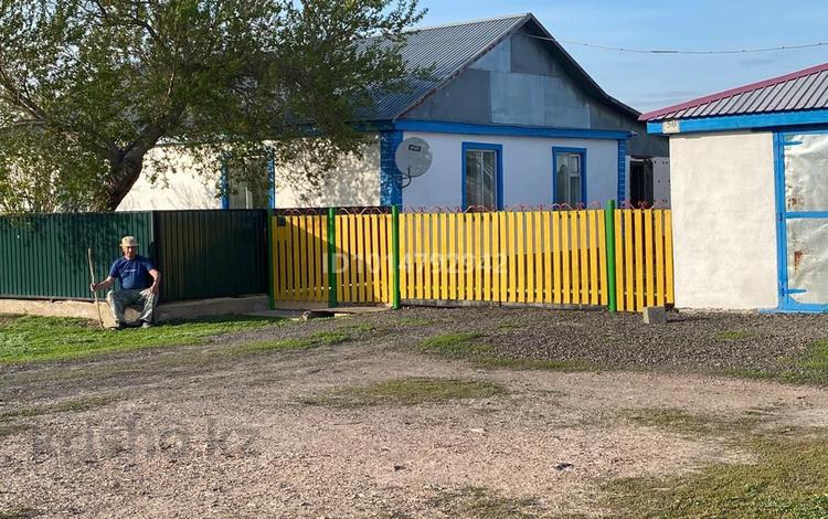Отдельный дом · 4 комнаты · 100 м² · 25 сот., Победы 50 за 10 млн ₸ в  — фото 2