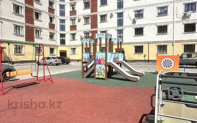 1-бөлмелі пәтер · 49 м² · 2/5 қабат, мкр Нурсая, Елорда 3, бағасы: 22 млн ₸ в Атырау — фото 2