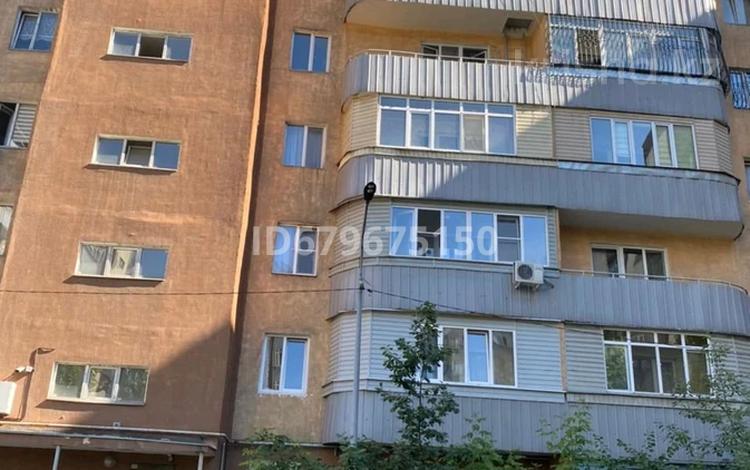 2-комнатная квартира · 70 м² · 7/9 этаж, мкр Акбулак 5 — Райымбек, Ясауии за 35 млн ₸ в Алматы, Алатауский р-н — фото 11