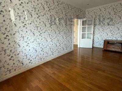 3-комнатная квартира · 60 м² · 2/4 этаж, елебекова за 45 млн ₸ в Алматы, Медеуский р-н