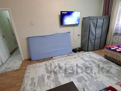 1-бөлмелі пәтер · 42 м² · 5/5 қабат, Айнабұлақ-2 ш/а., бағасы: 24.5 млн ₸ в Алматы, Жетысуский р-н