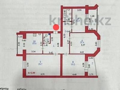 4-бөлмелі пәтер · 140 м² · 4/5 қабат, мкр. Алтын орда, Молдагулова, бағасы: 51.5 млн ₸ в Актобе