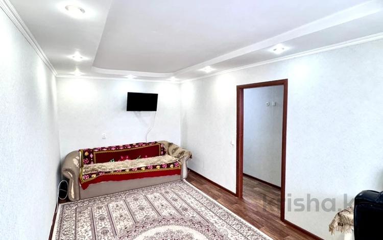 2-комнатная квартира · 44 м² · 4/5 этаж, Ленина 137 за 9.8 млн ₸ в Рудном — фото 2