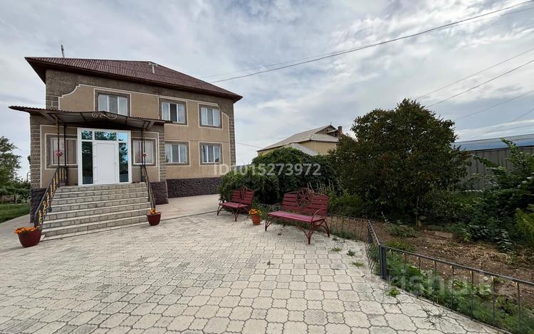Отдельный дом · 7 комнат · 400 м² · 20 сот., Жусупова 45 за 120 млн ₸ в Жезказгане — фото 2