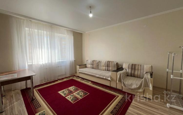 1-комнатная квартира · 52.2 м² · 3/7 этаж, санкибай батыра за 21.7 млн 〒 в Актобе — фото 2