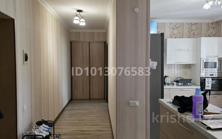 2-комнатная квартира · 77.7 м² · 2/5 этаж, мкр. Алтын орда за 35 млн ₸ в Актобе — фото 2