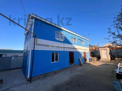 2-бөлмелі пәтер · 100 м² · 1/2 қабат, ул. Тайказан 7, бағасы: 100 000 ₸ в Актобе, жилой массив Юго-Запад-2