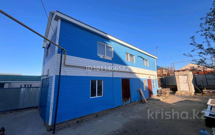 2-бөлмелі пәтер · 100 м² · 1/2 қабат, ул. Тайказан 7, бағасы: 100 000 ₸ в Актобе, жилой массив Юго-Запад-2 — фото 2