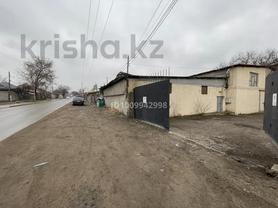 Свободное назначение, офисы, магазины и бутики, склады, общепит, салоны красоты, бани, гостиницы и зоны отдыха, фитнес и спорт, медцентры и аптеки, образование, развлечения · 990 м² за 60 000 〒 в Каскелене