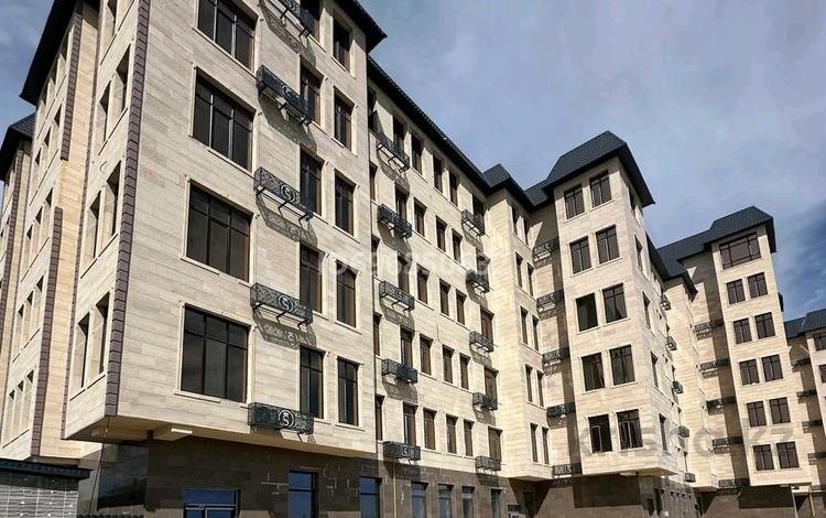 2-бөлмелі пәтер · 78 м² · 1/5 қабат, мкр Ак Шагала, Жален тулепов 21, бағасы: 37 млн ₸ в Атырау — фото 2