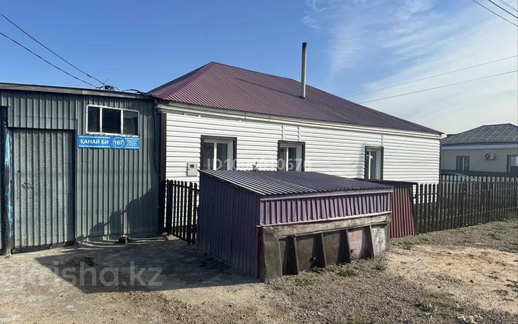 Отдельный дом · 4 комнаты · 100 м² · 6 сот., Канай би 167 за 16.5 млн 〒 в Кокшетау — фото 2