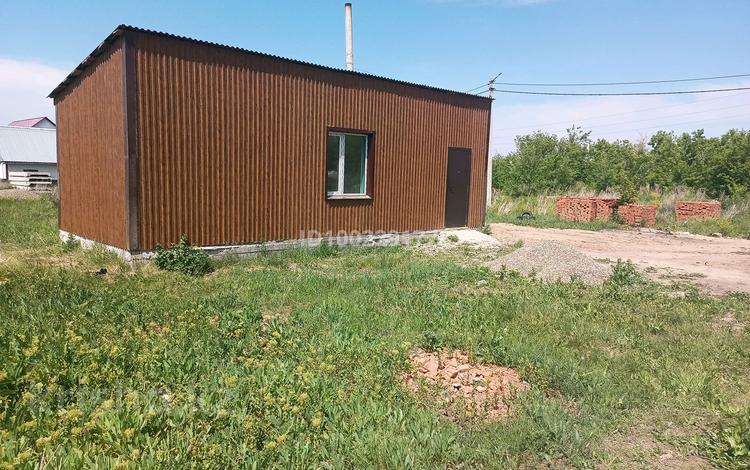 Жеке үй · 2 бөлме · 35 м² · 10 сот., Аврора 16 — Находится в районе новой школы #5 и детского сада "Аленушка"., бағасы: 8 млн ₸ в Шемонаихе — фото 2