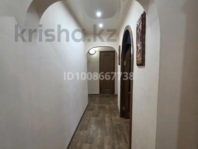 3-бөлмелі пәтер · 65 м² · 3/5 қабат, 4 мкрн 4, бағасы: 19 млн ₸ в Аксае