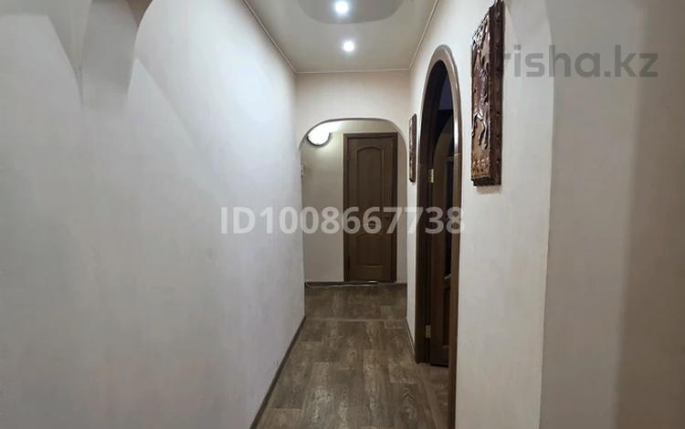 3-бөлмелі пәтер · 65 м² · 3/5 қабат, 4 мкрн 4, бағасы: 19 млн ₸ в Аксае — фото 4