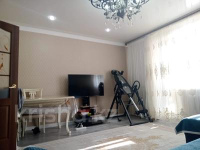 3-бөлмелі пәтер · 67.6 м² · 5/5 қабат, Мкр. Степной-1, бағасы: 24 млн ₸ в Караганде, Казыбек би р-н