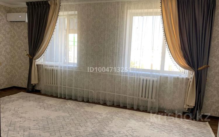 4-комнатная квартира · 102 м² · 5/5 этаж, Мкр Сырдария 2 2 — С зади Хюндай цент за 9.5 млн 〒 в  — фото 2