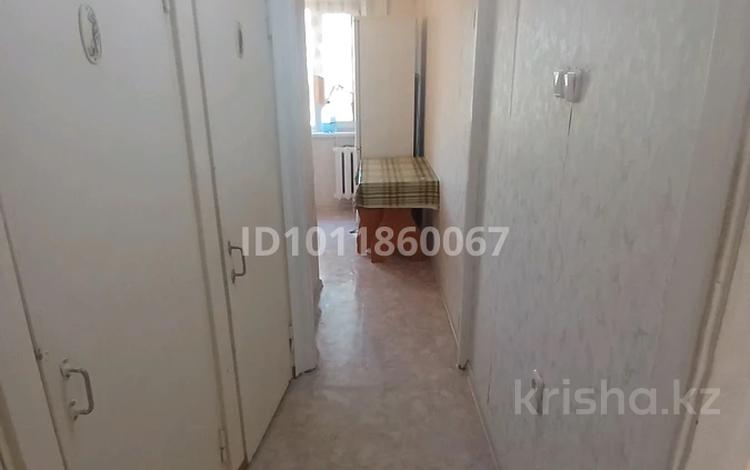 1-комнатная квартира · 36 м² · 4/5 этаж, 15-й мкр. 16 — Напротив ст.Жана Караганда за 90 000 〒 в Казыбек би р-н — фото 2