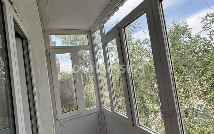 3-бөлмелі пәтер · 49.7 м² · 4/5 қабат, Караменде Би 74, бағасы: 16 млн ₸ в Балхаше — фото 2