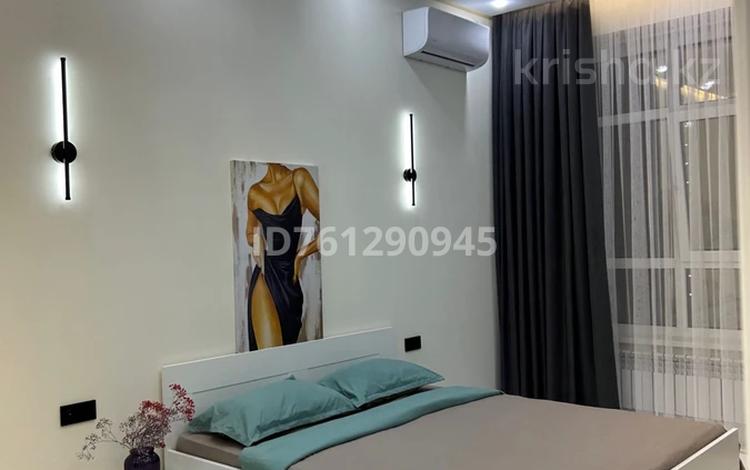1-комнатная квартира · 49 м² · 2/10 этаж, 18А мкр 4 за 20 000 ₸ в Актау — фото 2