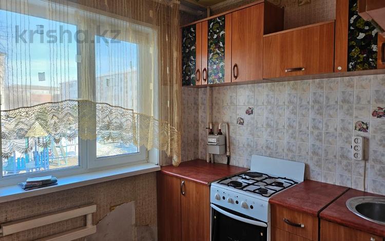 3-комнатная квартира, 62 м², 2/5 этаж помесячно, Назарбаева за 95 000 〒 в Петропавловске — фото 2