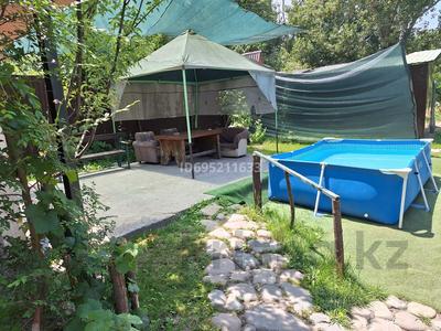 Дом · 2 комнаты · 80 м², Кекилбаева 251А — Аль-Фараби за 15 000 〒 в Алматы, Бостандыкский р-н