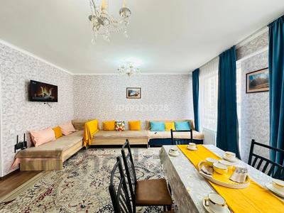 2-комнатная квартира, 60 м², 1/10 этаж посуточно, Сейфуллина 51/19 за 15 900 〒 в Алматы, Турксибский р-н