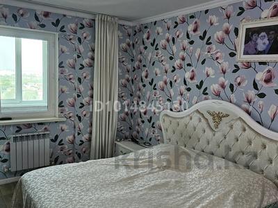 3-комнатная квартира · 110 м² · 13/13 этаж, мкр Аксай-5, Садвакасова 3б за 60 млн ₸ в Алматы, Ауэзовский р-н
